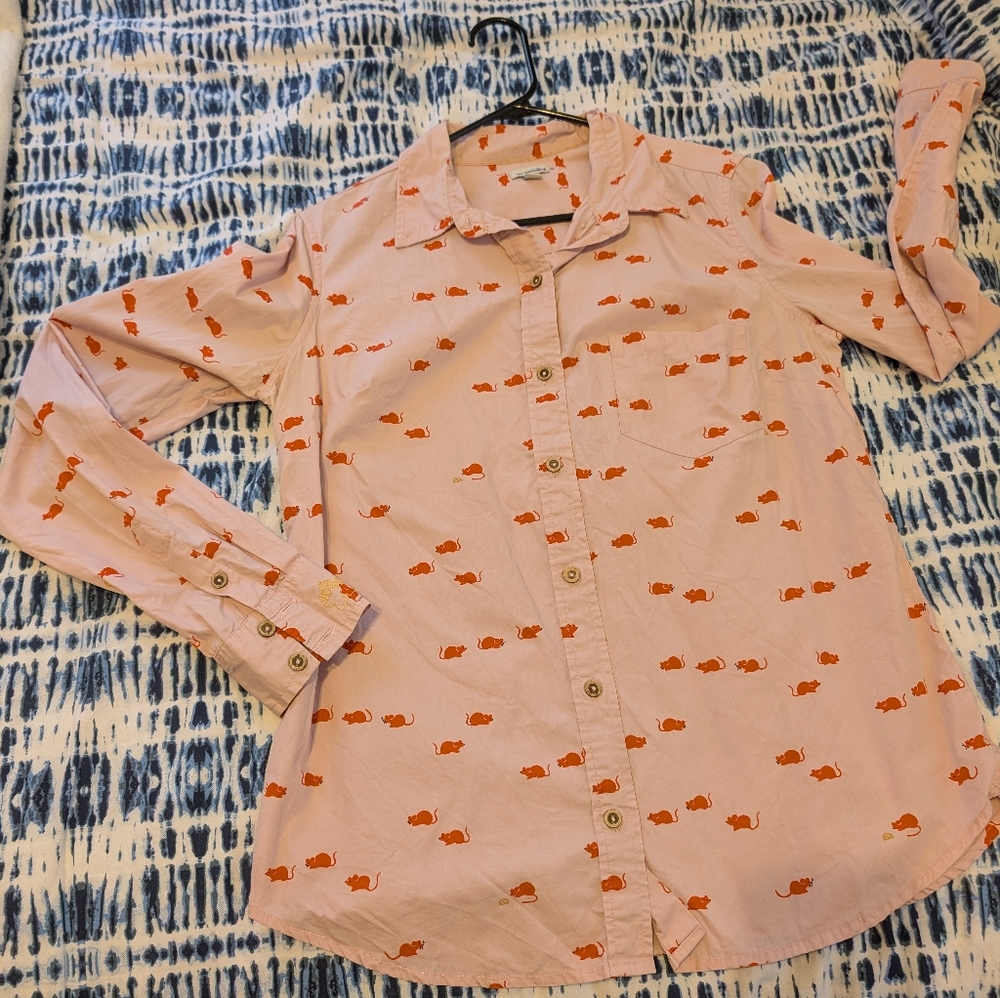 Cute mouse and cheese button down